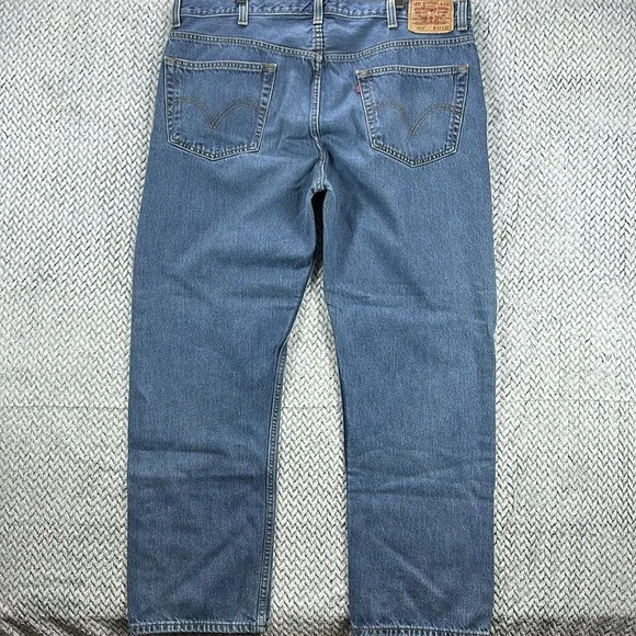 Levi 505 Regular Fit Men’s Size 42x32 - Picture 8 of 10